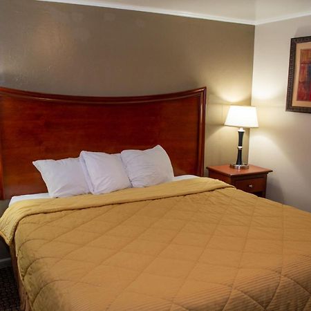 Oregon Motel 8 And Rv Park 클라마스 팔스 외부 사진