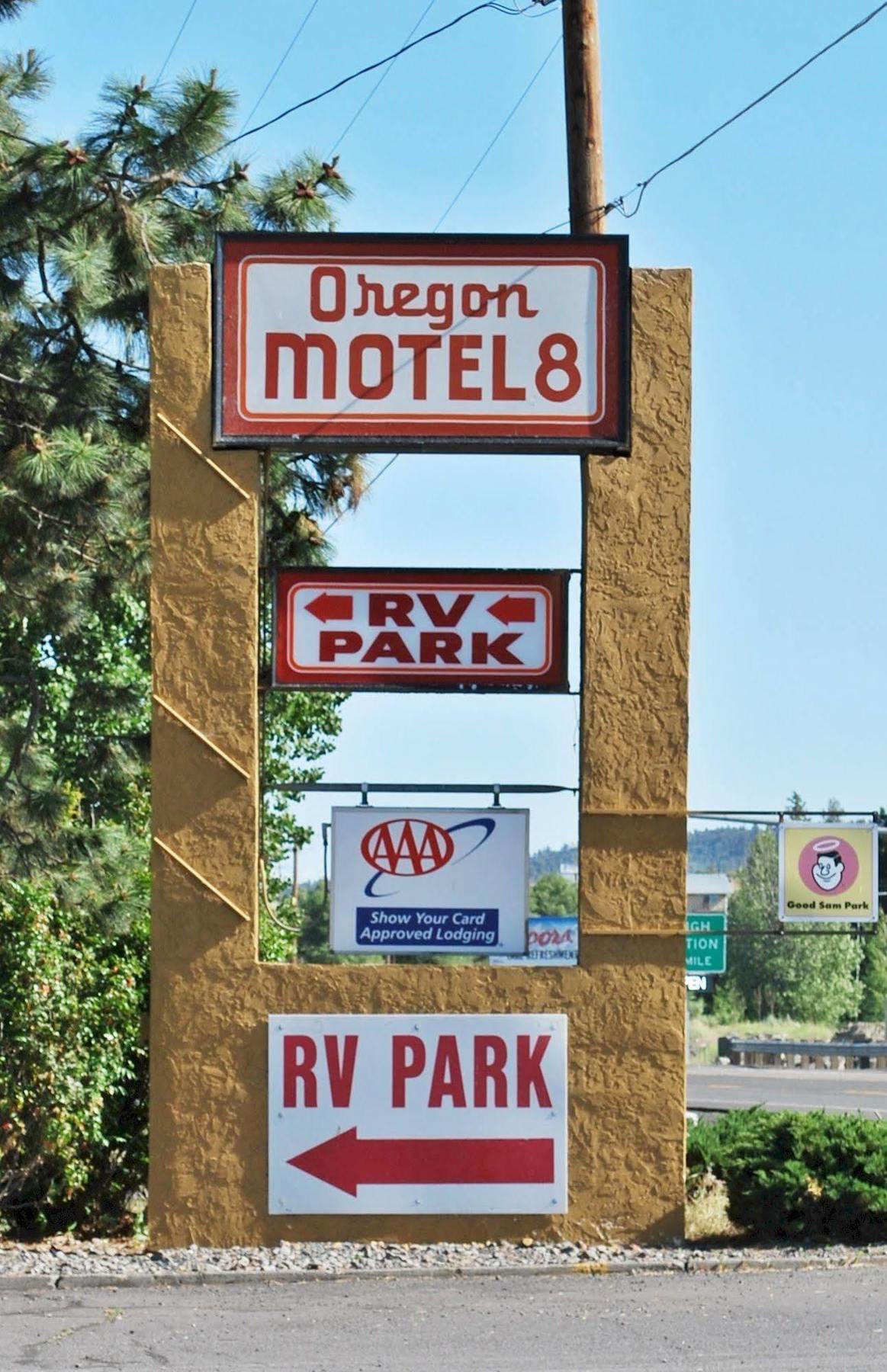 Oregon Motel 8 And Rv Park 클라마스 팔스 외부 사진