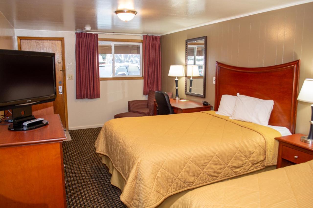 Oregon Motel 8 And Rv Park 클라마스 팔스 외부 사진